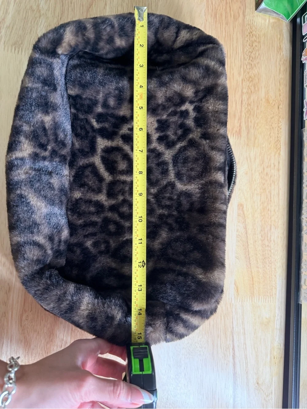 APPARIS Fur Leopard Print pouch - Picture 5 of 6